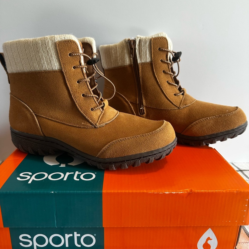 Sporto Camel Lace-Up Ankle Boots with Knit Collar